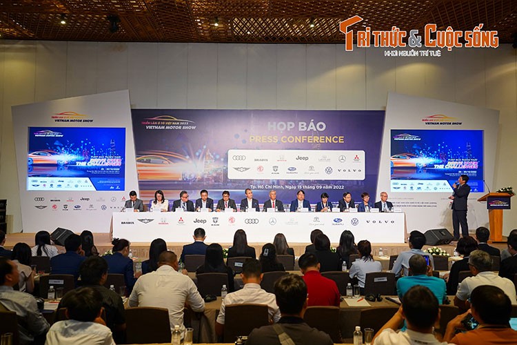 Vietnam Motor Show 2022 - nhieu xe oto dien va hybrid se gop mat