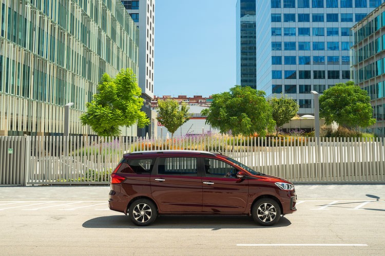 Suzuki tien phong dua cong nghe Hybrid vao phan khuc MPV pho thong-Hinh-2