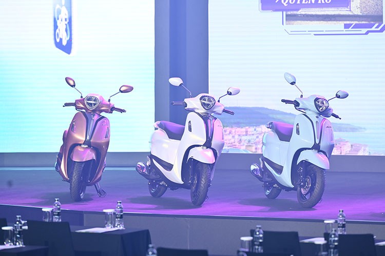 Yamaha khuay dong thi truong Viet voi xe ga Grande Hybrid 2022-Hinh-3