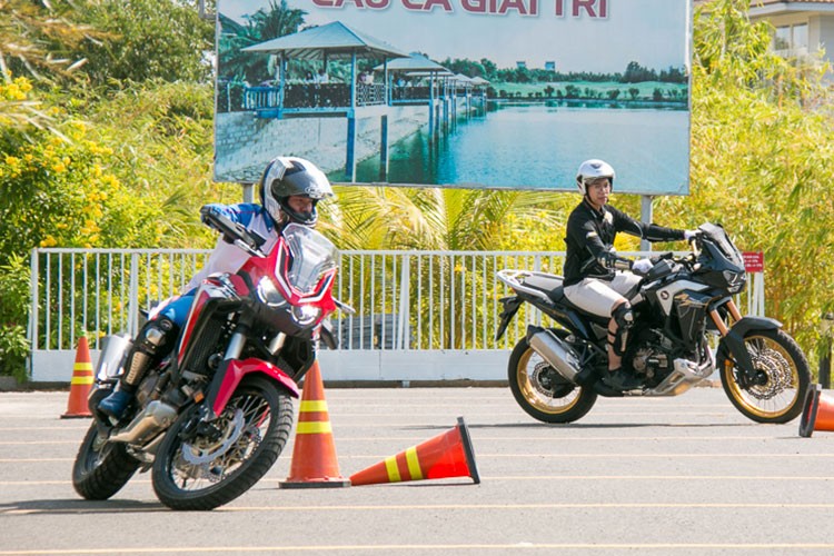 Trieu hoi loat xe moto phan khoi lon cua Honda Viet Nam dinh loi-Hinh-2
