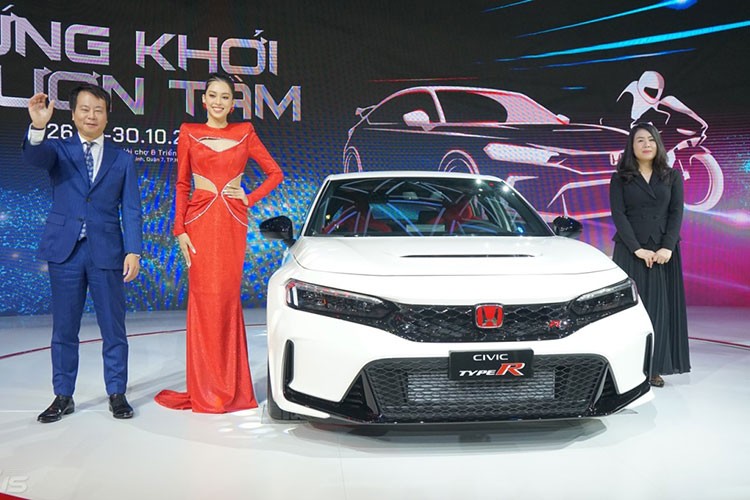 Civic Type R tiền tỷ - là điểm nhấn Honda Việt Nam tại VMS 2022 - Hình 13 Civic Type R tien ty - la diem nhan Honda Viet Nam tai VMS 2022-Hinh-13