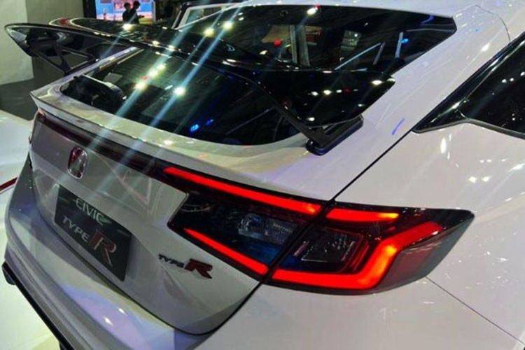 Civic Type R tiền tỷ - là điểm nhấn Honda Việt Nam tại VMS 2022 - Hình 7 Civic Type R tien ty - la diem nhan Honda Viet Nam tai VMS 2022-Hinh-7