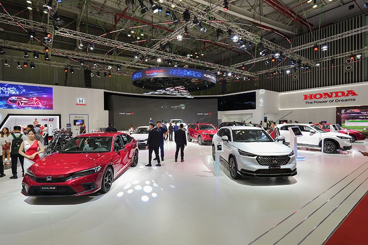Civic Type R tiền tỷ - là điểm nhấn Honda Việt Nam tại VMS 2022 Civic Type R tien ty - la diem nhan Honda Viet Nam tai VMS 2022