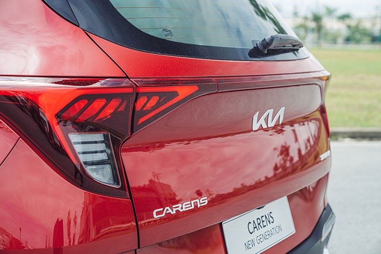 Kia Carens 2023 tai Viet Nam co gia 