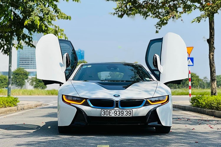 Sieu xe BMW i8 bien cap 