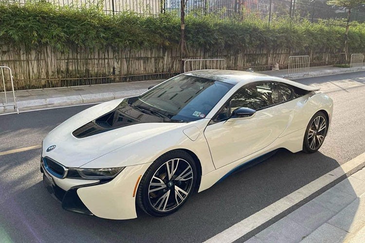 Sieu xe BMW i8 bien cap 