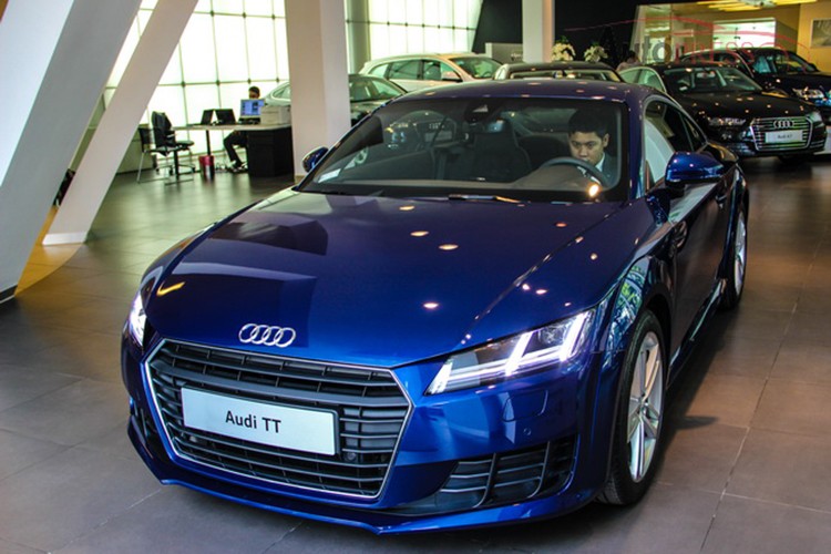 Trieu hoi hon 50 xe Audi TT tai Viet Nam vi loi tui khi vo lang