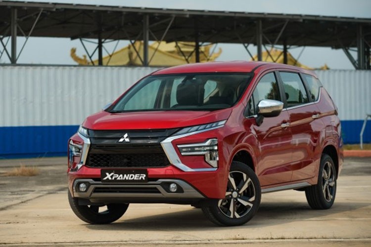 Mitsubishi Xpander ban ra 1.443 xe thang 2/2023 - van la 