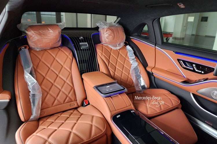 Mercedes-Maybach S450 4Matic hon 8 ty cua dai gia Da Lat trung 