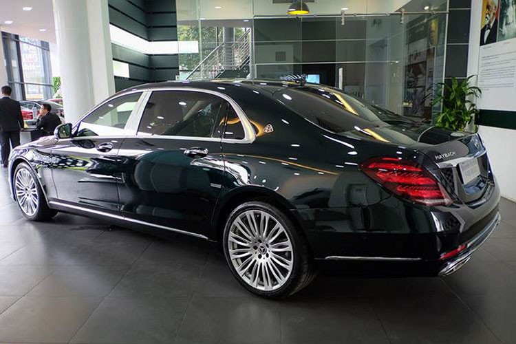 Mercedes-Maybach S450 4Matic hon 8 ty cua dai gia Da Lat trung 