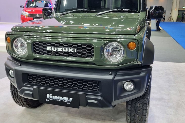 Suzuki Jimny 2023 hon 1,2 ty dong van 