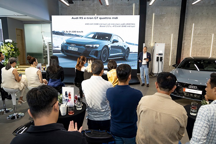 Audi Charging Lounge Sai Gon se sac mien phi cho xe dien Audi nam 2023-Hinh-2