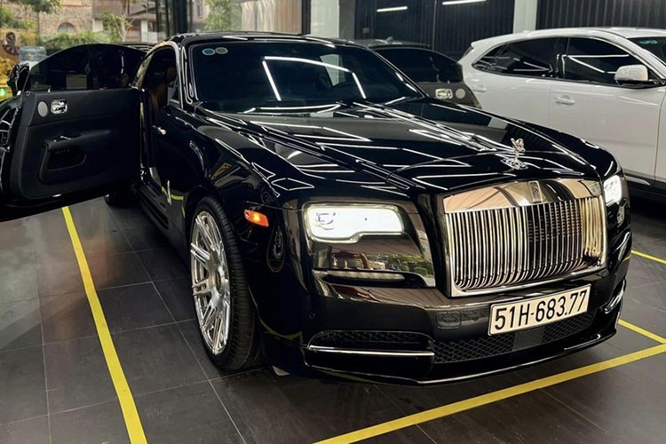 Rolls-Royce Wraith cua Cuong Do la da co chu, gia 17,6 ty dong