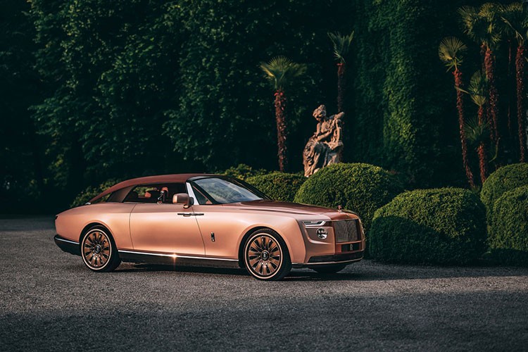Xe VIP cua Rolls-Royce Coachbuild 