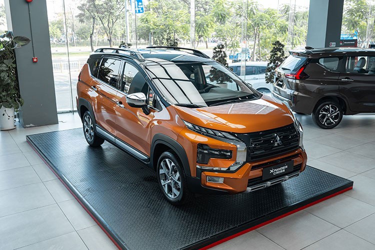 Mitsubishi Xpander - 