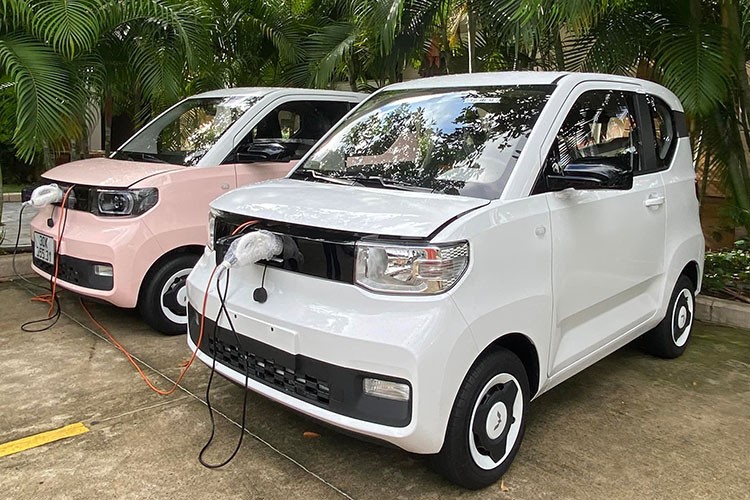 Wuling Hongguang Mini EV khong he 