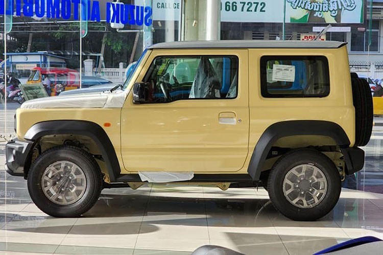 Suzuki Jimny 2023 da ve Viet Nam, lo gia ban tu 789 trieu dong?-Hinh-2