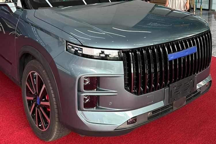 Can canh Chery Jaecoo 7 SUV 