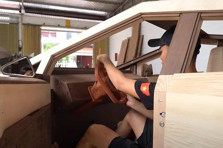 Tesla Cybertruck bang go cua tho moc Viet lam tang ty phu Elon Musk-Hinh-6