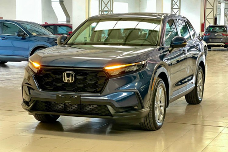Honda CR-V 2024 giam gia van kho 