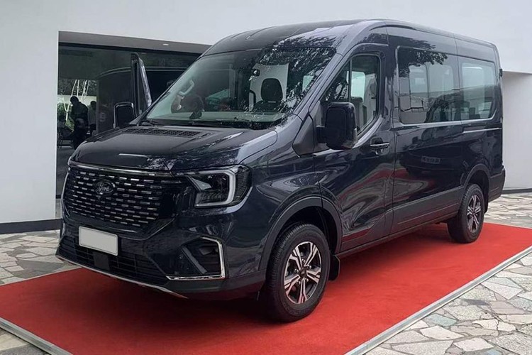 Ford Transit 2024 ve Viet Nam, 