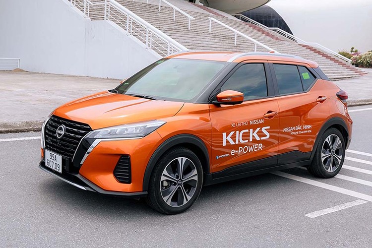 Nissan Kicks e-Power giam 173 trieu, dua doanh so voi Yaris Cross HEV