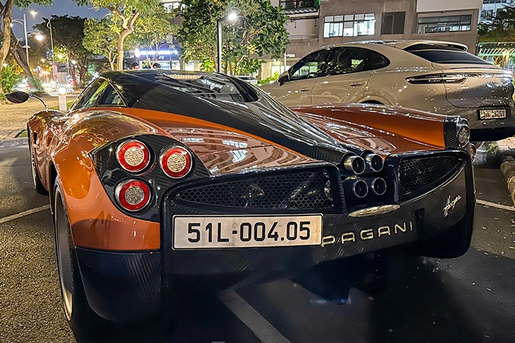 Pagani Huayra hon 80 ty sau 7 nam moi 