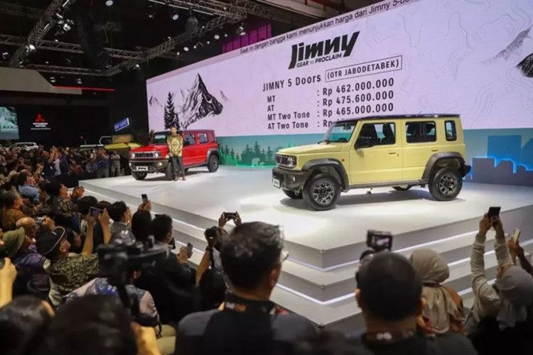 View - 	Suzuki Jimny 5 cửa từ 720 triệu cháy hàng sau vài ngày mở bán
