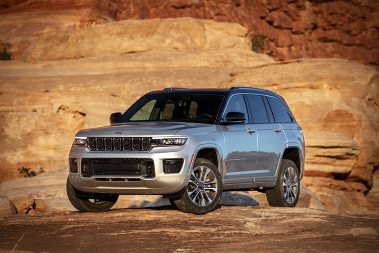 View - 	Jeep Grand Cherokee triệu hồi hơn 355.000 xe vì nguy cơ rụng bánh