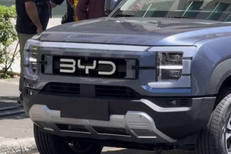 View - 	Bán tải BYD Shark 2024 lộ diện, thiết kế đậm chất Ford Ranger