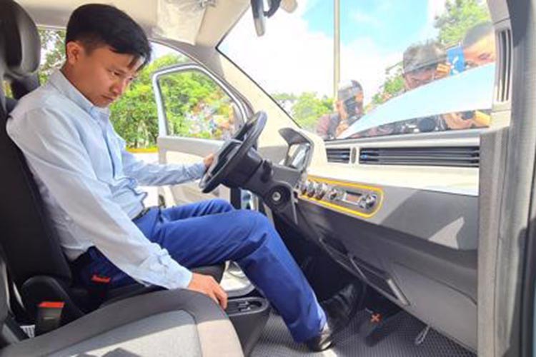 Gia xe Wuling Mini EV giam con 189 trieu dong, cham day thap nhat-Hinh-2