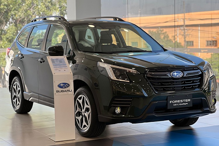 Subaru Forester tiep da giam toi 250 trieu dong keo doanh so