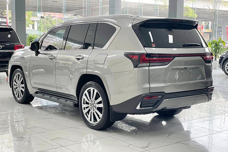 Lexus LX600 2023 ban 4 cho moi chay 145km, ban lo nhe 1 ty dong-Hinh-3