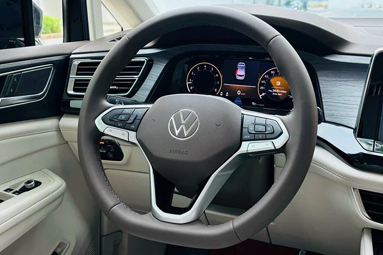 Volkswagen Viloran 2024 len san xe cu Viet, gia dat hon xe 