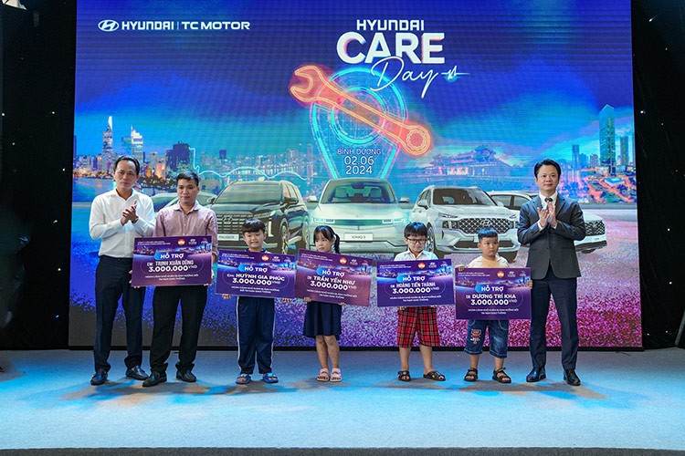 Hang nghin khach hang mien Nam trai nghiem Hyundai Care Day 2024