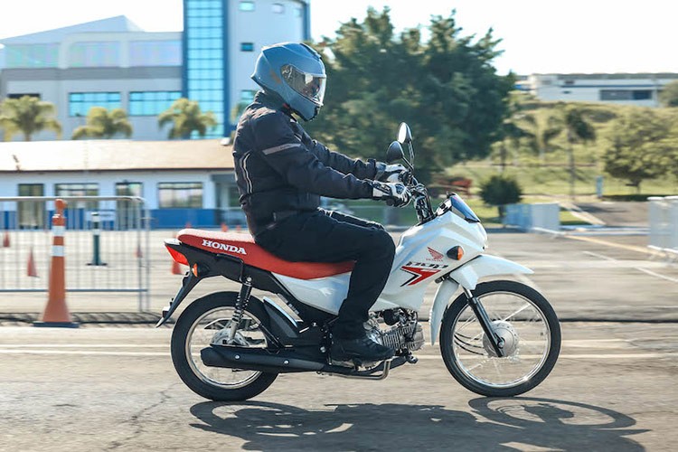 Honda Pop 110i ES 2025 - xe may so kieu 