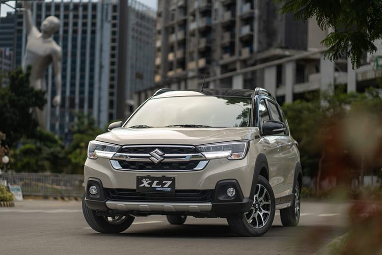 Suzuki XL7 Hybrid 2024 tu 448 trieu dong tai Indonesia da ve Viet Nam