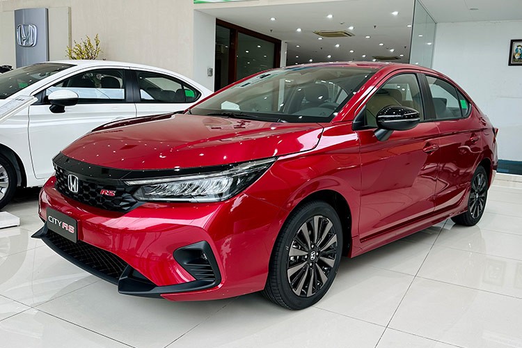 Gia xe Honda City giam toi 70 trieu dong, quyet dau Hyundai Accent