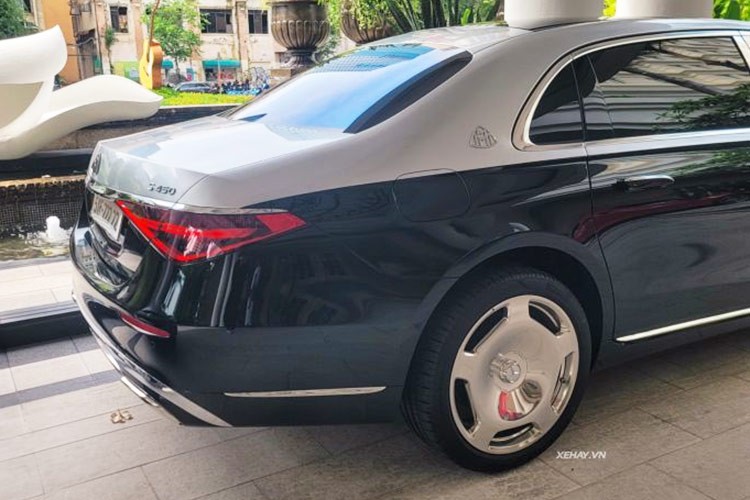 Mercedes-Maybach S450 4Matic bac ty gan bien 