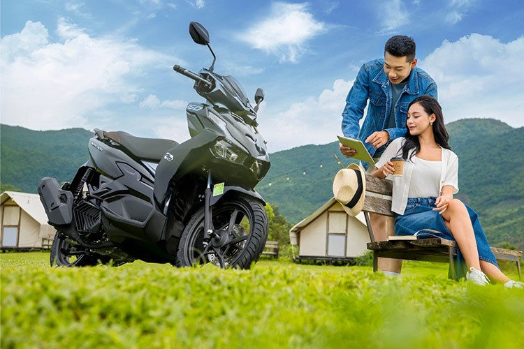 View - 	So sánh Yamaha NVX 155 và Honda Air Blade 160 tại Việt Nam