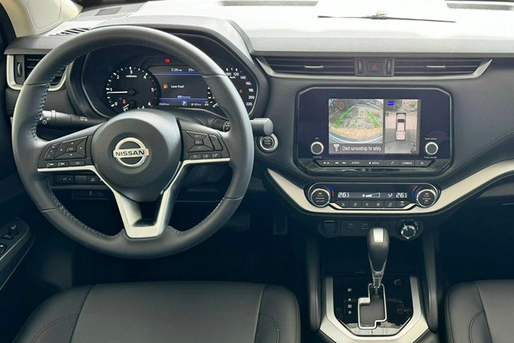 Nissan Navara 2024 