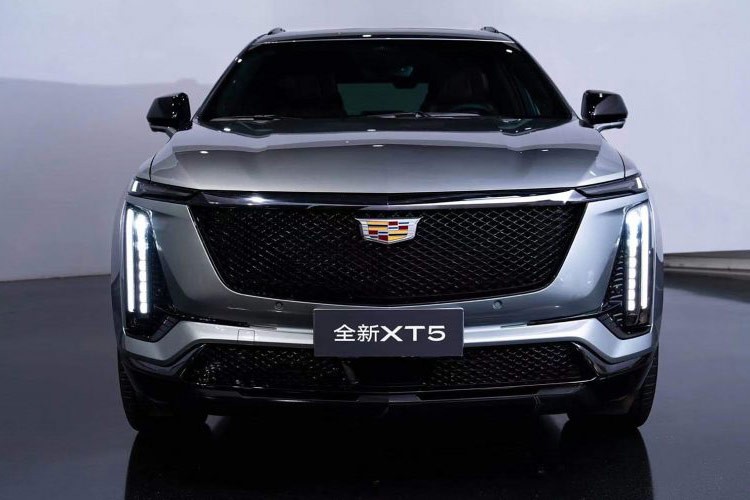 Cadillac XT5 2025 tu 973 trieu tai Trung Quoc, khien dan My 