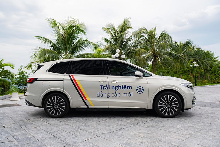 Trai nghiem dang cap moi cung Volkswagen Viloran tai Viet Nam-Hinh-2