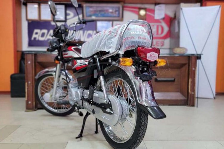 Honda CD70 2025 