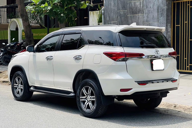 Toyota Fortuner 