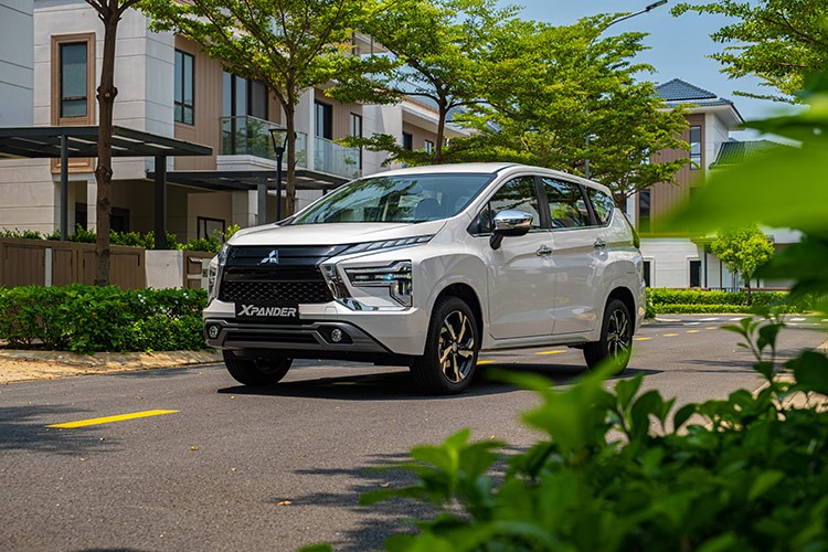 Hyundai Stargazer X vs Mitsubishi Xpander, an toan va thuc dung-Hinh-2