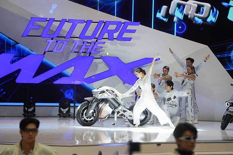 Dan xe may cua Yamaha Motor Viet Nam noi bat tai VMS 2024-Hinh-2