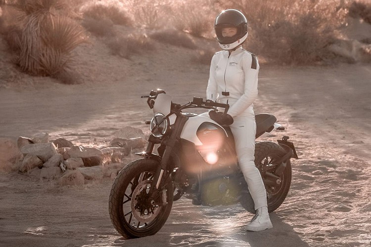 Ducati Scrambler 10 Anniversario Rizoma Edition 