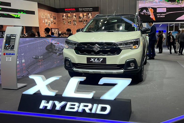 Suzuki XL7 Hybrid giam hang chuc trieu dong 