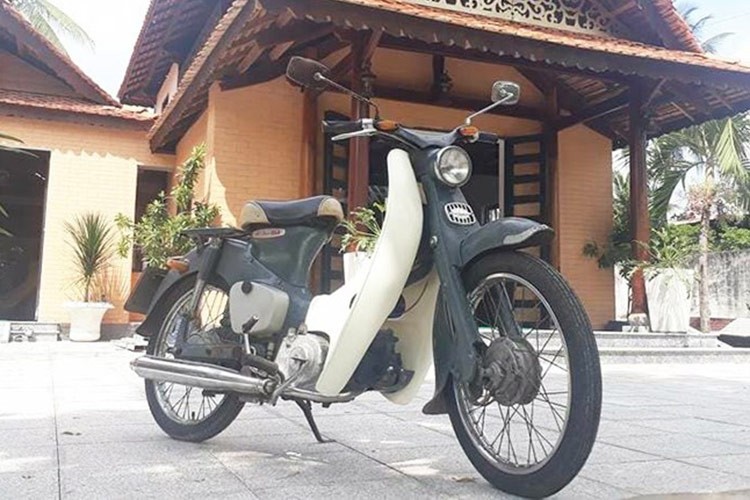 Ngam xe may Honda Super Cub 